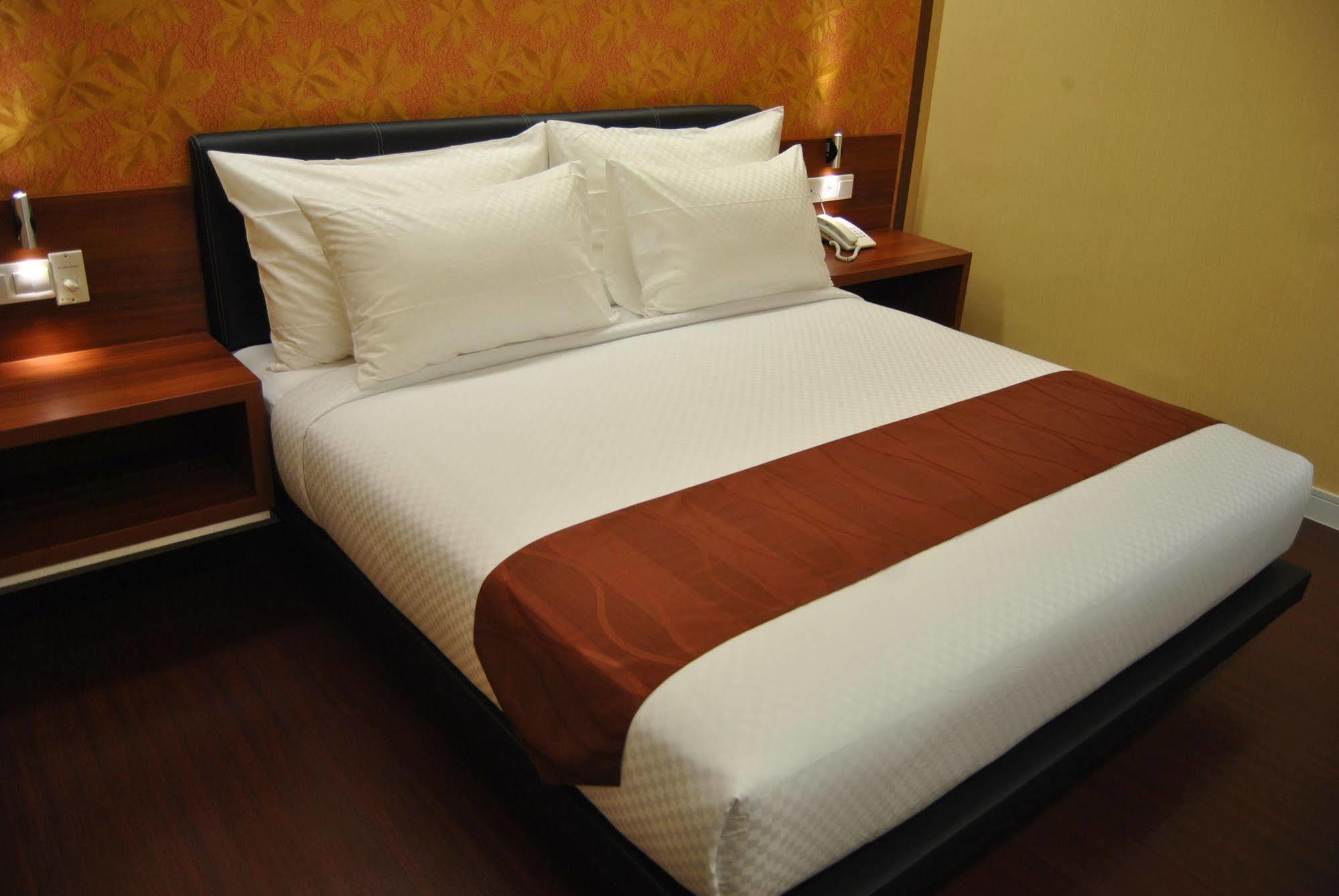 Citihub Hotel Yogyakarta Esterno foto