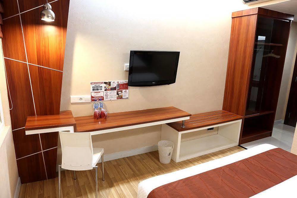 Citihub Hotel Yogyakarta Esterno foto