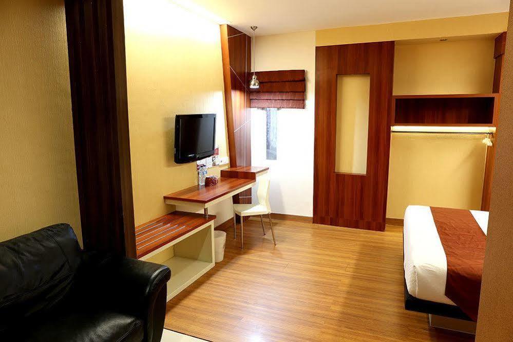 Citihub Hotel Yogyakarta Esterno foto